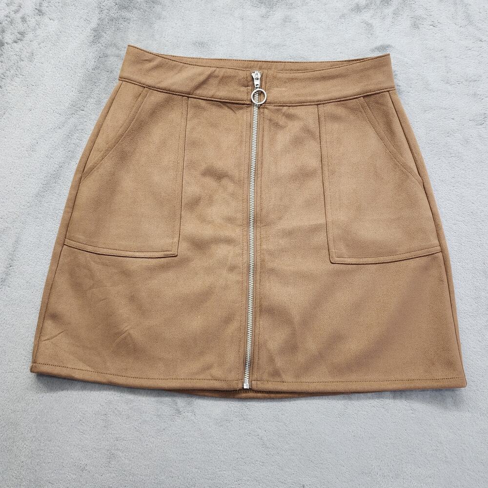 Maurices Faux Suede Zipper Front Skirt Size 8 Brown Mini Stretch Fitted Pockets